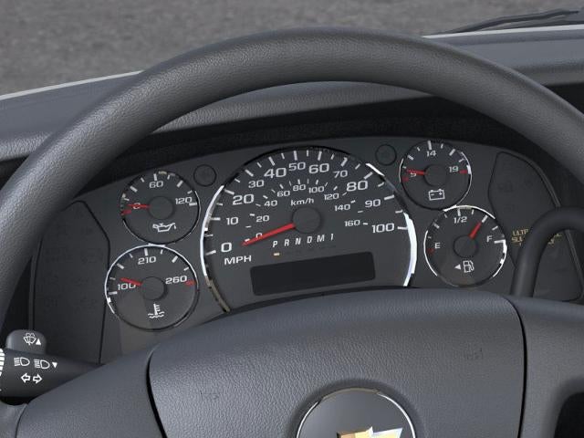2025 Chevrolet Express Cutaway 3500 Base
