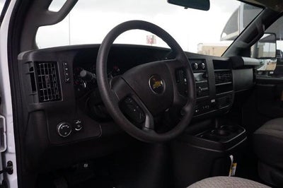 2025 Chevrolet Express Cutaway 3500 Base