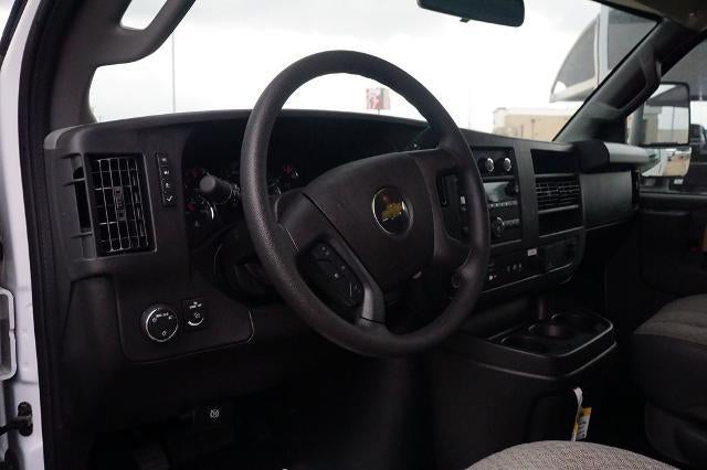 2025 Chevrolet Express Cutaway 3500 Base