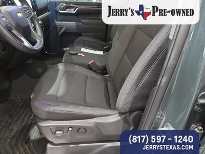 2025 Chevrolet Silverado 1500 LT