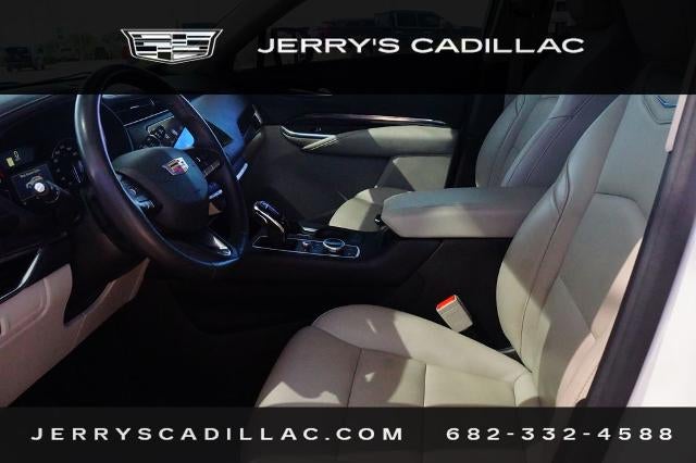 2023 Cadillac XT4 Luxury