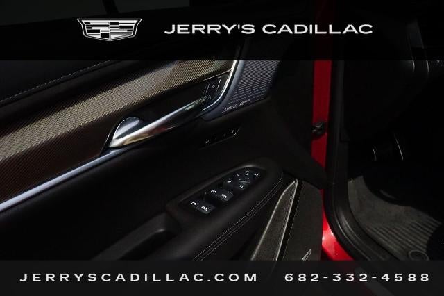 2025 Cadillac XT6 Sport