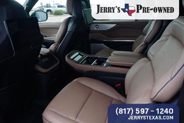 2025 Lincoln Navigator L Black Label