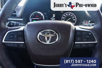 2023 Toyota Sienna Platinum