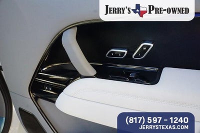 2024 Land Rover Range Rover SV