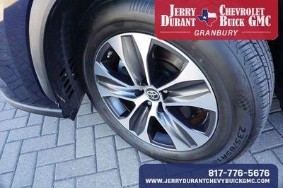 2022 Toyota Highlander XLE