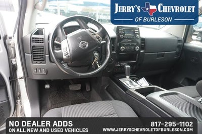 2013 Nissan Titan SV