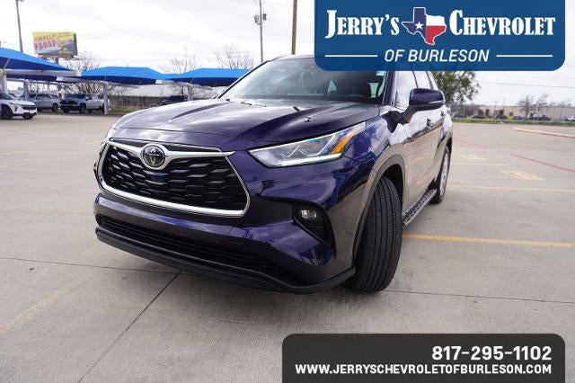 2024 Toyota Highlander LE