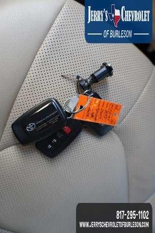 2022 Toyota Highlander Hybrid Limited