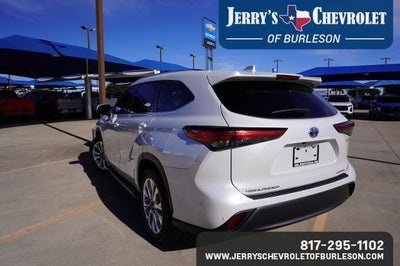 2022 Toyota Highlander Hybrid Limited