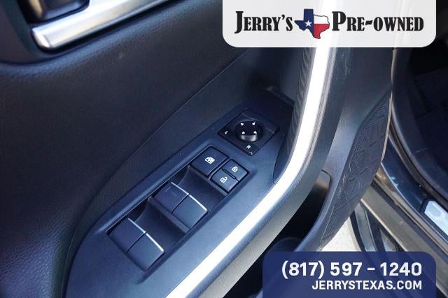 2020 Toyota RAV4 XSE