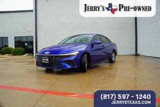 2024 Hyundai Elantra SE